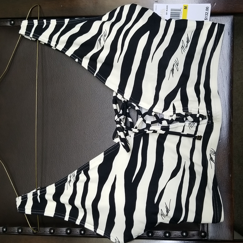 NWT Michael kors Swimsuit Top only